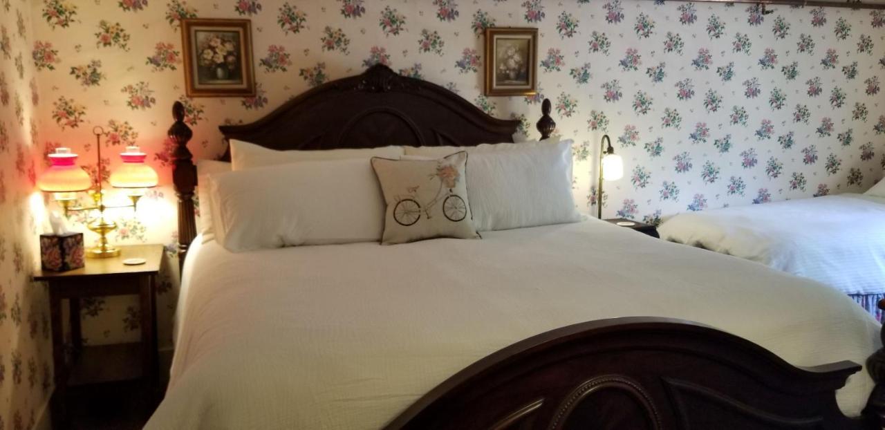 ميرديث The Nutmeg Inn المظهر الخارجي الصورة