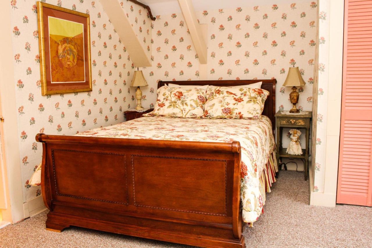 ميرديث The Nutmeg Inn المظهر الخارجي الصورة
