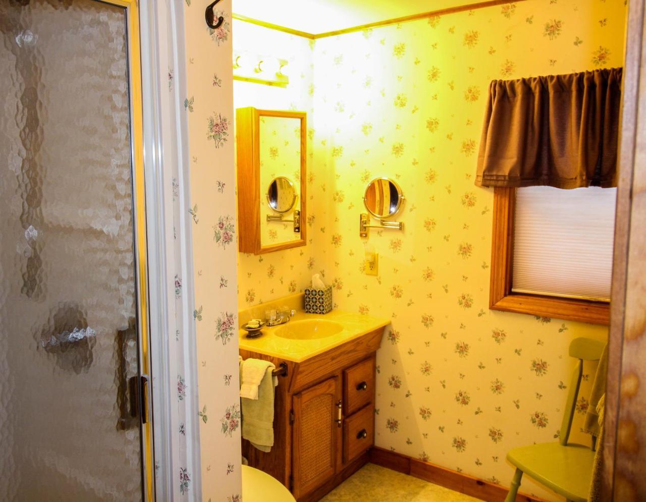 ميرديث The Nutmeg Inn المظهر الخارجي الصورة