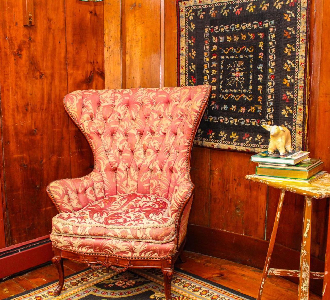 ميرديث The Nutmeg Inn المظهر الخارجي الصورة