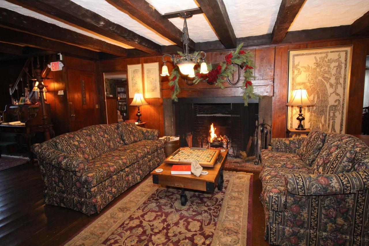 ميرديث The Nutmeg Inn المظهر الخارجي الصورة